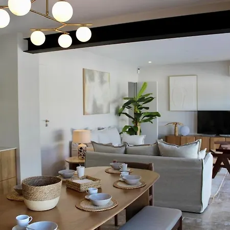 Premium, Tribu Friendly, Vaste Patio & Piscine 别墅